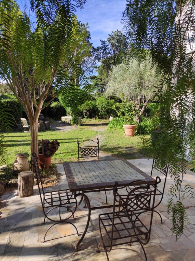 Apartamento Magnifique Rez de Jardin Tropézien Saint-Tropez Exterior foto